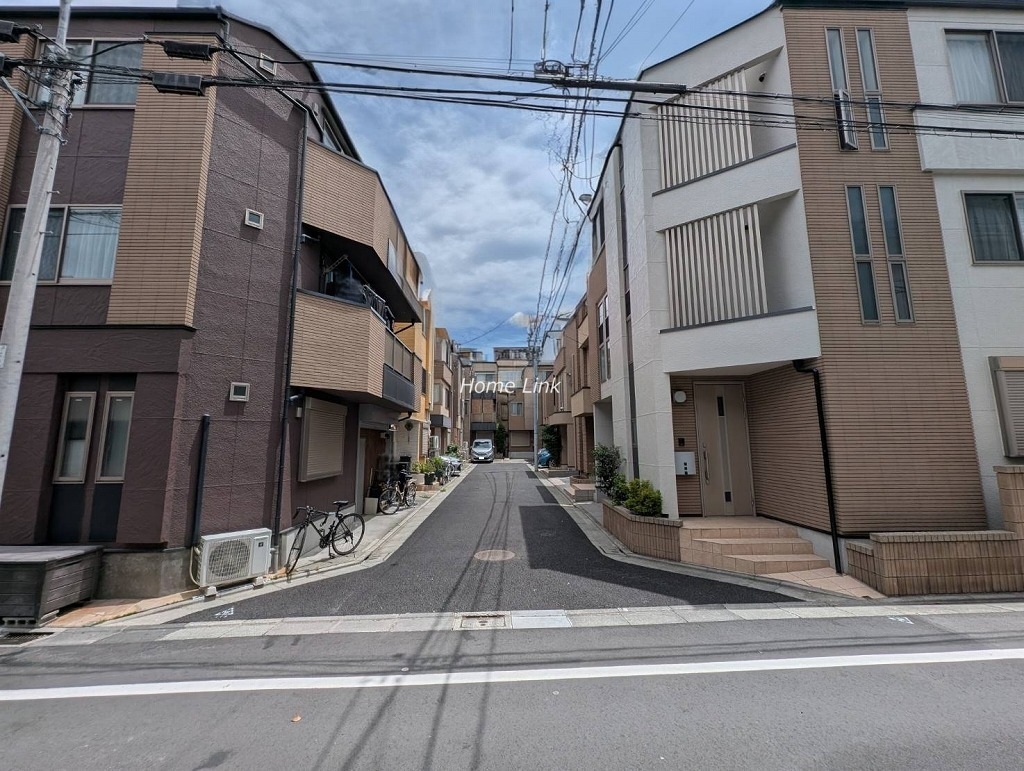 東新町2丁目　中古戸建　私道入口